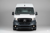 Mercedes Sprinter W907/W910 2018– Predný nárazník s mriežkou V2 (AMG) fotografia 8