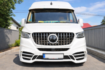 Mercedes Sprinter W907/W910 2018– Predný nárazník s mriežkou V2 (AMG) fotografia 3