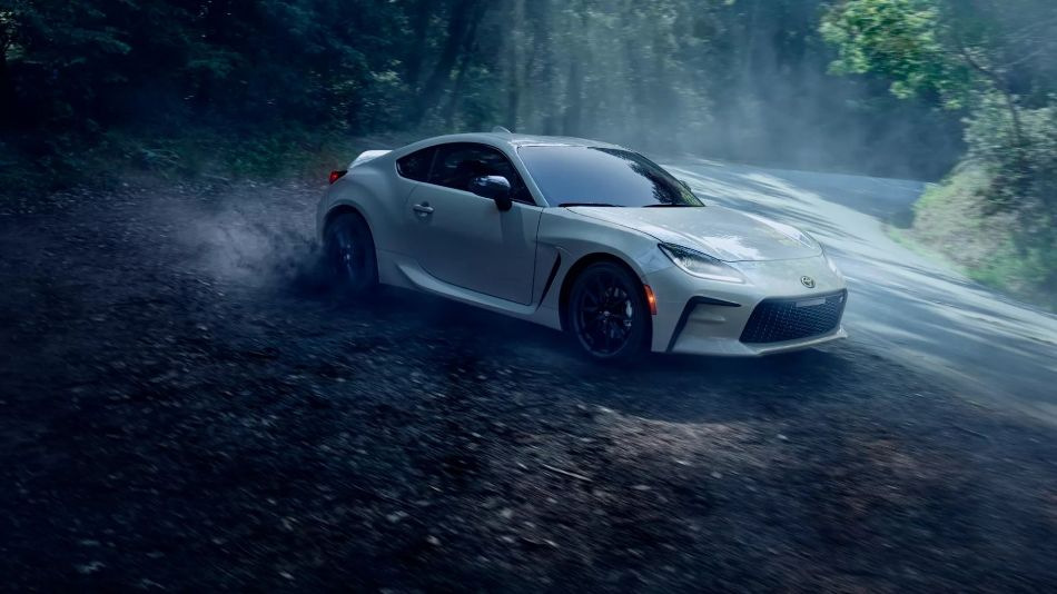 Toyota GR86: prehľad športového kupé druhej generácie