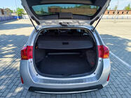 Toyota Auris 2012–2018 Nerezová ochranná lišta zadného nárazníka Carmos (SW) fotografia 4
