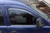 Opel Combo 2002–2012 Lišta skla (2 ks, nerez) fotografia 1