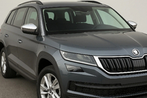 Skoda Kodiaq 2016–2023 Kryty zrkadiel (2 ks, nerez) Carmos fotografia 3