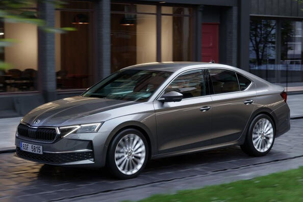 Skoda Octavia 2024: modernizovaný liftback štvrtej generácie