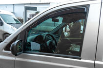Mercedes Vito W639 2004–2014 Okenné deflektory vkladacie Niken Luxury (2 ks) fotografia 6