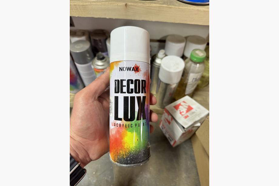 Čierna sprejová farba 400 ml (Novatex) Image