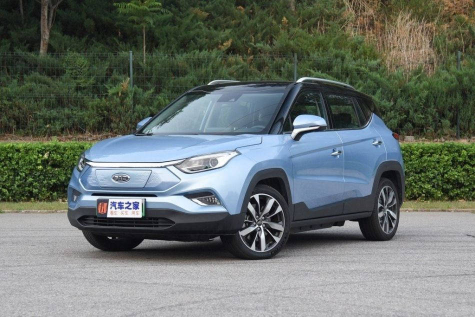 JAC iEVS4: prehľad elektrického kompaktného crossoveru
