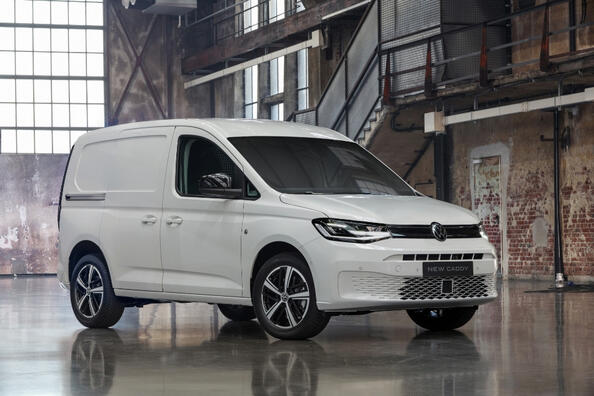 Volkswagen Caddy Cargo piatej generácie: spoľahlivý pomocník pre biznis Fotografia 1