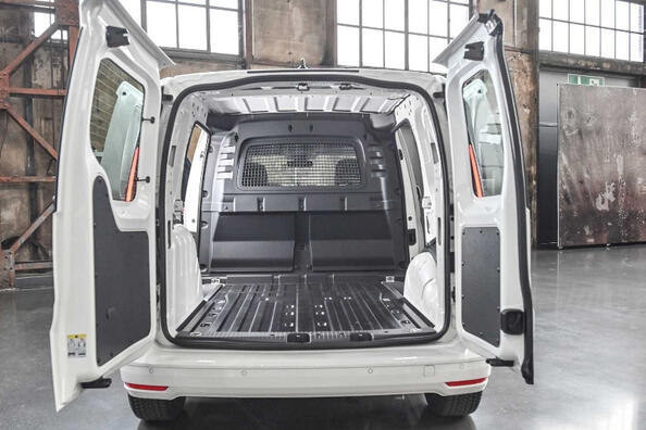 Volkswagen Caddy Cargo piatej generácie: spoľahlivý pomocník pre biznis Fotografia 5