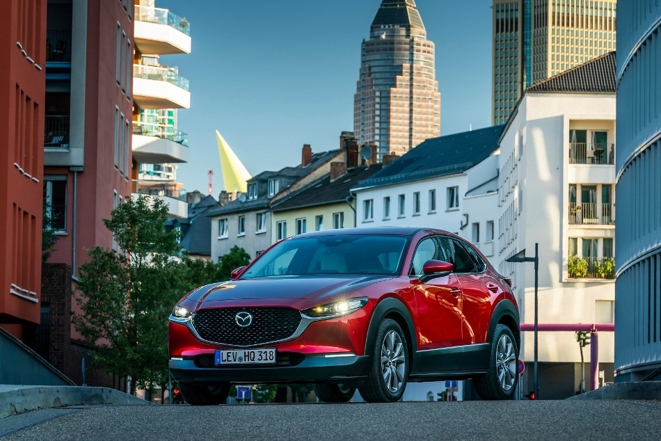 Mazda CX-30: prehľad štýlového a praktického crossoveru