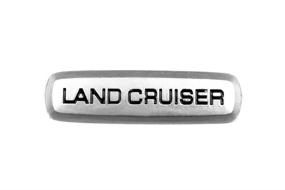 Toyota Land Cruiser hliníkový štítok na rohože (1 ks) Fotografia 1