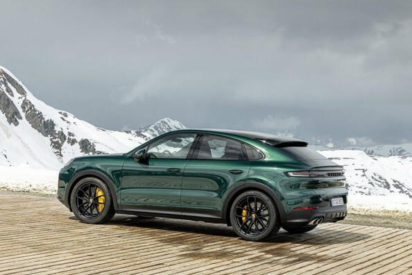 Porsche Cayenne Coupe: luxusný crossover s modernizovaným vzhľadom Fotografia 3