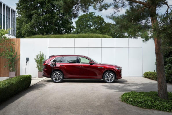 Mazda CX-80: prehľad japonského prémiového crossoveru pre rok 2024 Fotografia 2