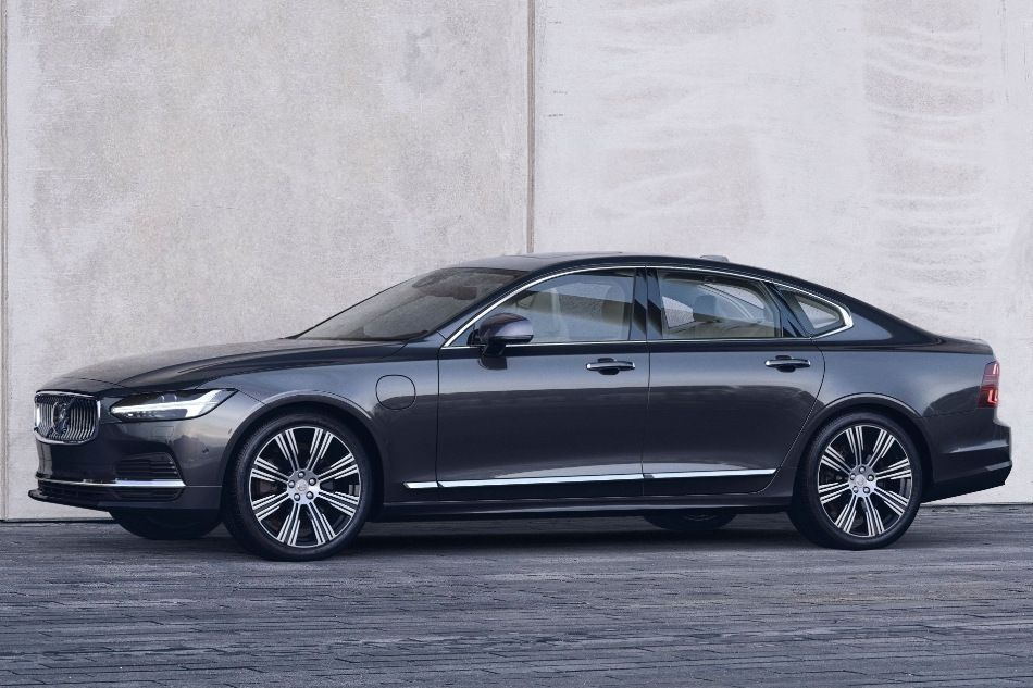 Test aktualizovaného prémiového sedanu Volvo S90