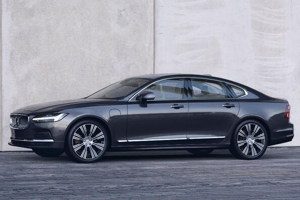 Test aktualizovaného prémiového sedanu Volvo S90
