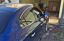 Renault Fluence 2009–2016 Okenné deflektory s chrómovou lištou (4 ks, Niken) fotografia 3