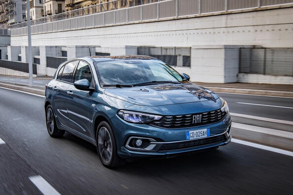Fiat Tipo Hatchback: recenzia cenovo dostupného hatchbacku