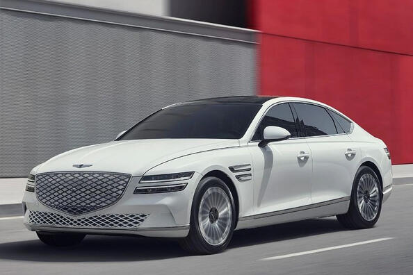 Recenzia sedanu Genesis G80 Electrified: luxus na elektrinu