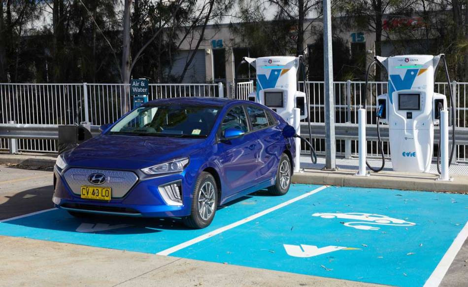 Je letná horúčava nepriateľ elektromobilu? Ako ovplyvňuje dojazd