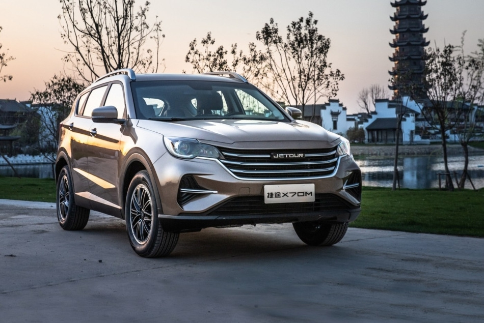 Test: stredne veľký rodinný crossover Jetour X70M