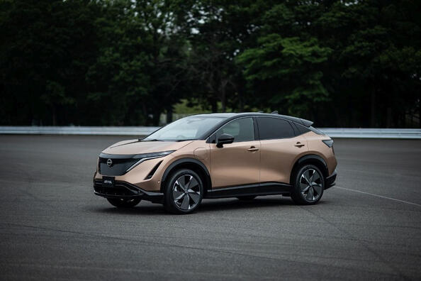 Nissan Ariya: japonský elektrický crossover vyzýva