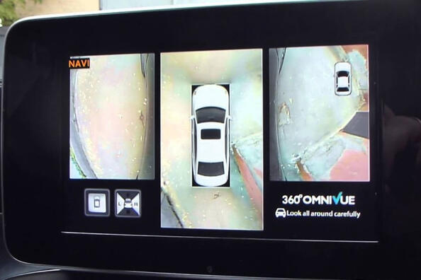Ako vybrať monitor k parkovacím senzorom do auta