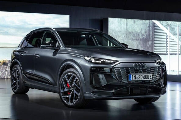 Recenzia nového elektrického crossovera Audi SQ6 e-tron 2024