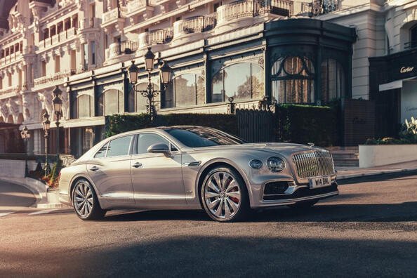 Bentley Flying Spur: luxusný sedan spájajúci tradíciu a technológie