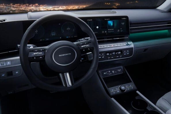 Test Hyundai KONA 2023: kompaktný crossover je väčší a modernejší Fotografia 6
