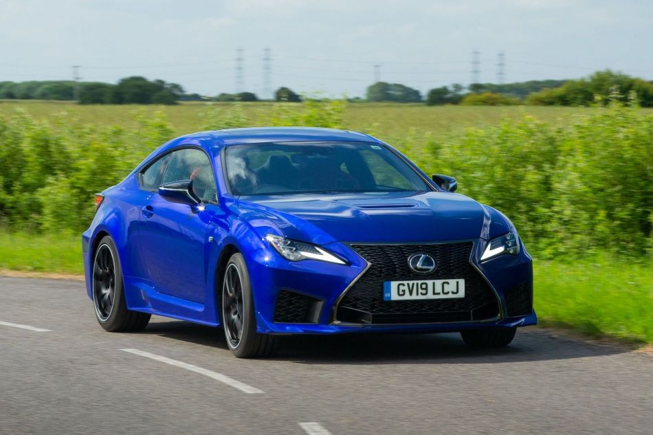 Prehľad “nabitých” športových kupé Lexus RC F