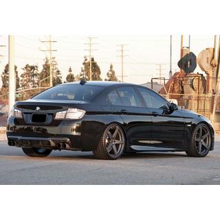 Zadný difúzor DPT V-2 (pre M-Performance, lesklá čierna) BMW 5. rad F10/F11 2010–2016 fotografia 4