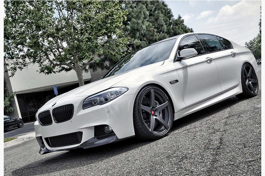 BMW 5. rad F10/F11 2010–2016 Predný nárazník lip spojler DPT Lip V-3 (pre M-Performance, lesklá čierna) Fotografia 3