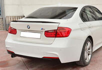 BMW rad 3 F30/F31 2012–2019 MP-Style spojler (pre F30/F80, na lakovanie) fotografia 1