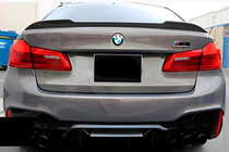 BMW 5. rad G30/G31 2017–2023 CS-Style spojler (čierny lesk) fotografia 1