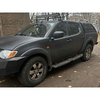Bočné prahy Dakar V2 s LED (2019+, 2 ks, kov) Mitsubishi L200 2015–2024 fotografia 2