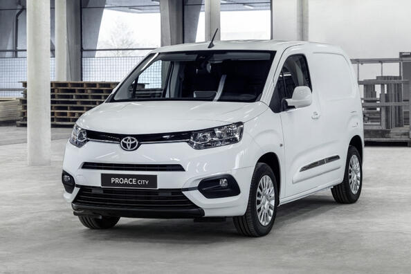 Prehľad kompaktného úžitkového vozidla Toyota Proace City Van