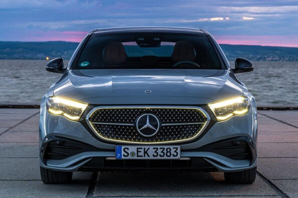 Mercedes-Benz E-Class 2023: recenzia, nový rozmer luxusu