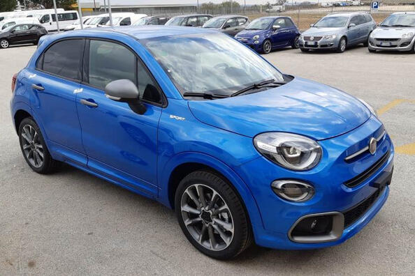 Prehľad faceliftovanej verzie crossoveru Fiat 500X