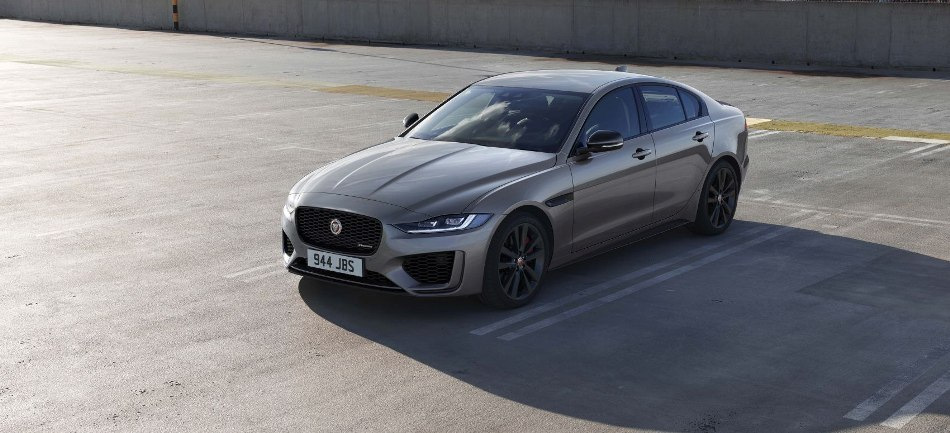 Prehľad britského prémiového sedanu Jaguar XE