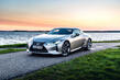 Lexus LC 500h: hybridný športový automobil fotografia 1