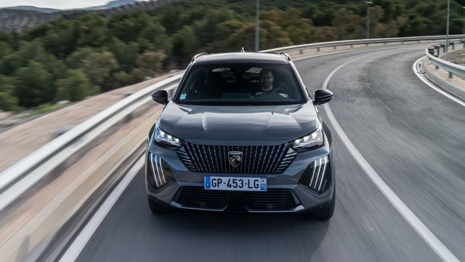 Facelift druhej generácie Peugeot 2008 (2023)