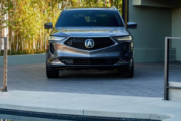 Prehľad štvrtej generácie crossovera Acura MDX