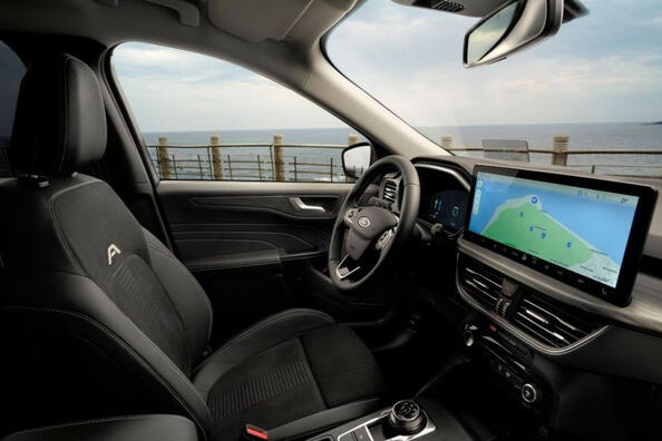 Ford Kuga 2024: modernizovaný crossover s novými možnosťami Fotografia 6