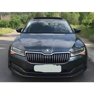 Kryty zrkadiel BMW-Style (2 ks) Skoda Superb 2015–2024 fotografia 4