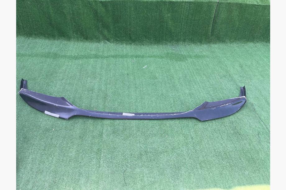 BMW 5. rad F10/F11 2010–2016 Výpredaj Lip spojler predného nárazníka DPT Lip (pre Vorstainer, lesklá čierna) Fotografia 3