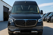 Mercedes Sprinter W907/W910 2018– Predný nárazník s maskou chladiča (Maybach) fotografia 2