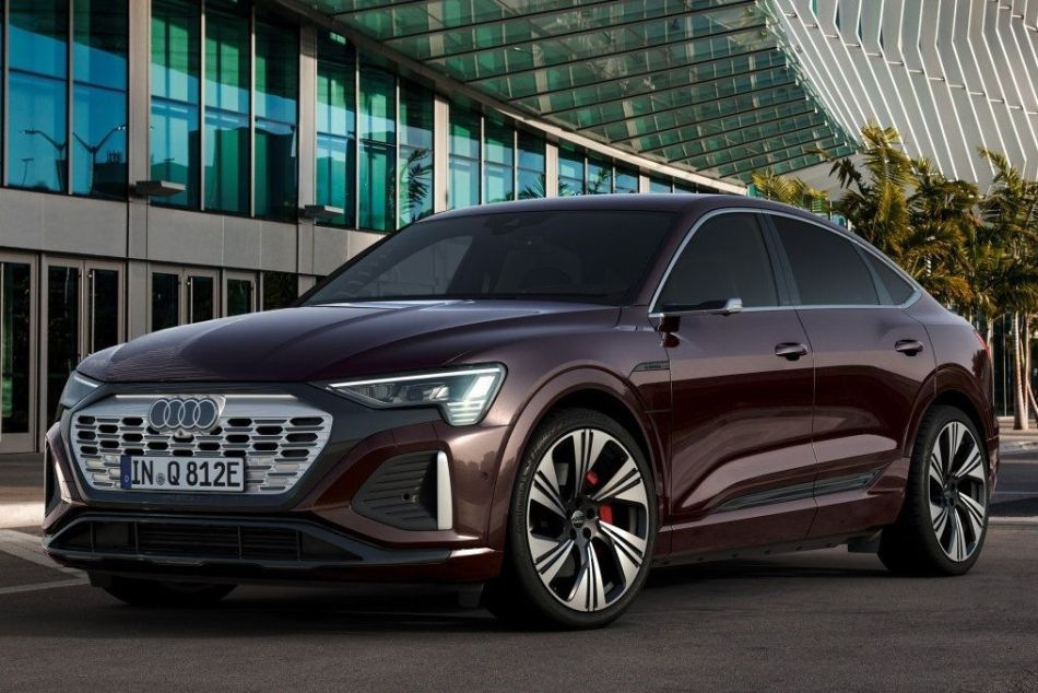 Test vysokovýkonného elektrického crossovera Audi Q8 Sportback e-tron