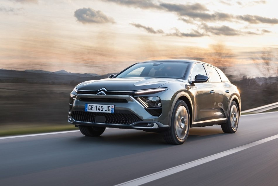 Recenzia Citroen C5 X: nový pohľad na komfort a dizajn