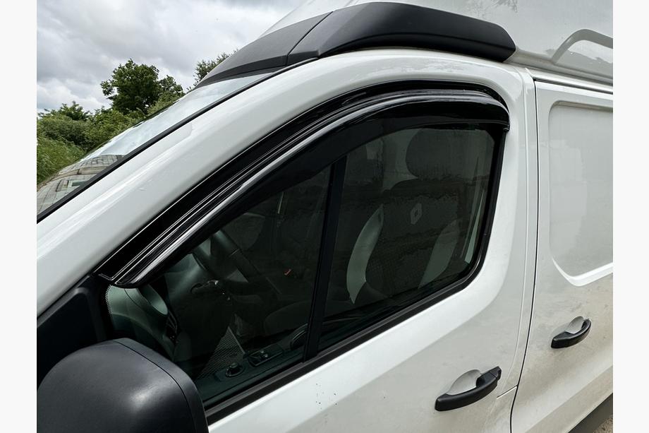 Fiat Talento 2016– Deflektory okien EuroCap (2 ks) Image