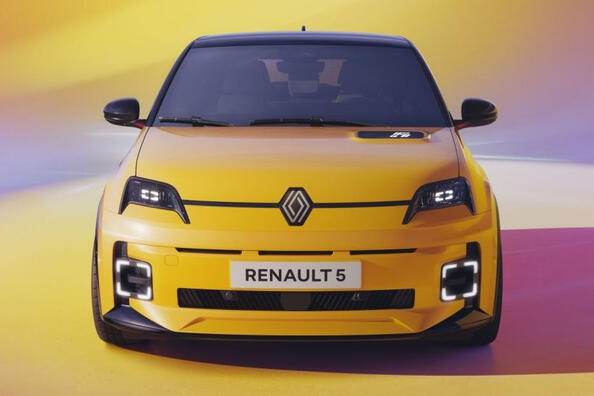 Recenzia subkompaktného elektromobilu Renault 5 E-Tech 2024