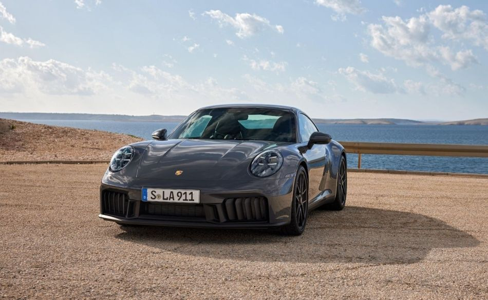 Test športového kupé Porsche 911 Carrera: facelift 2024